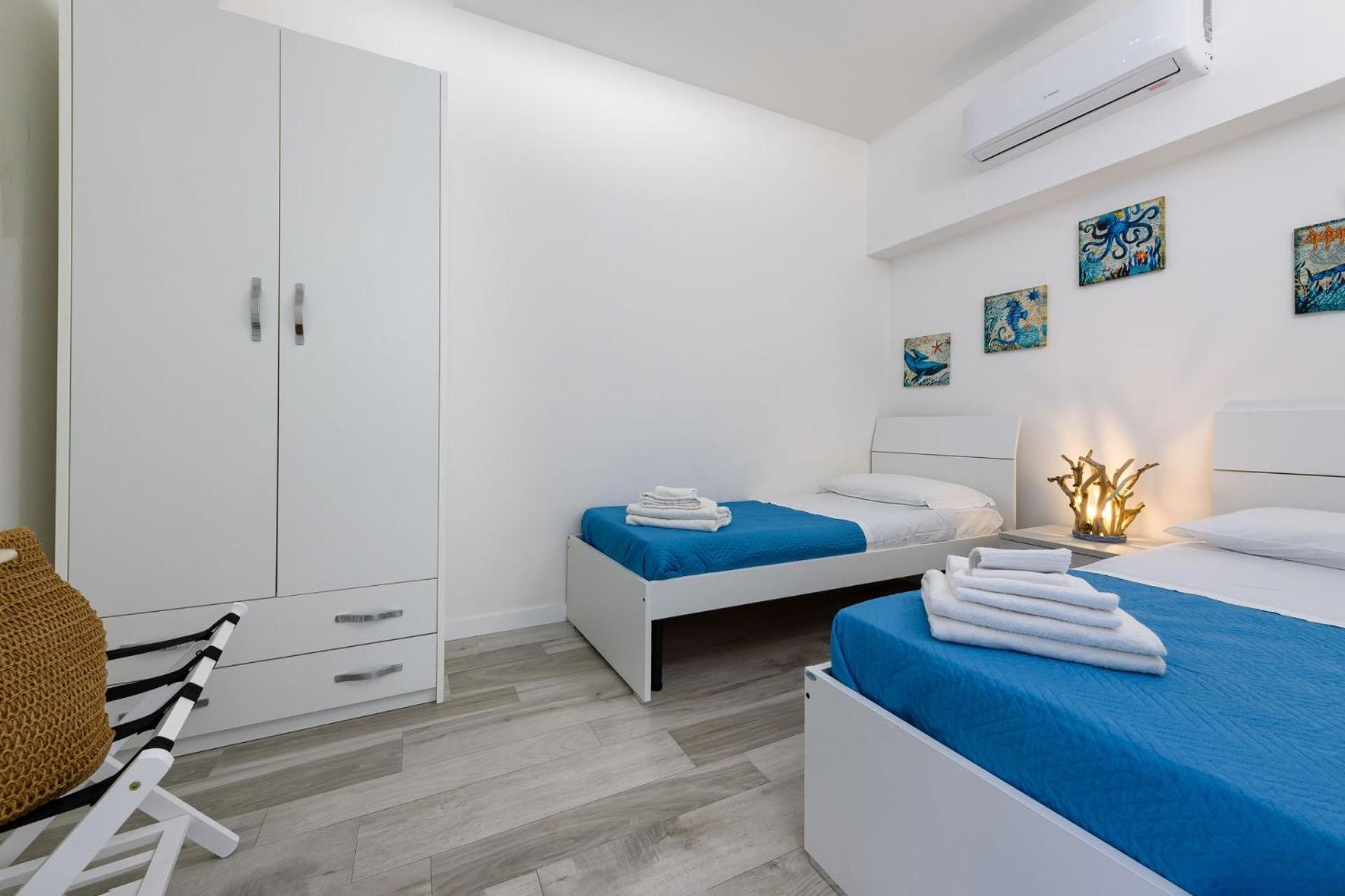 Cala Azzurra Macari Bed And Breakfast And Holidays House Bilik gambar